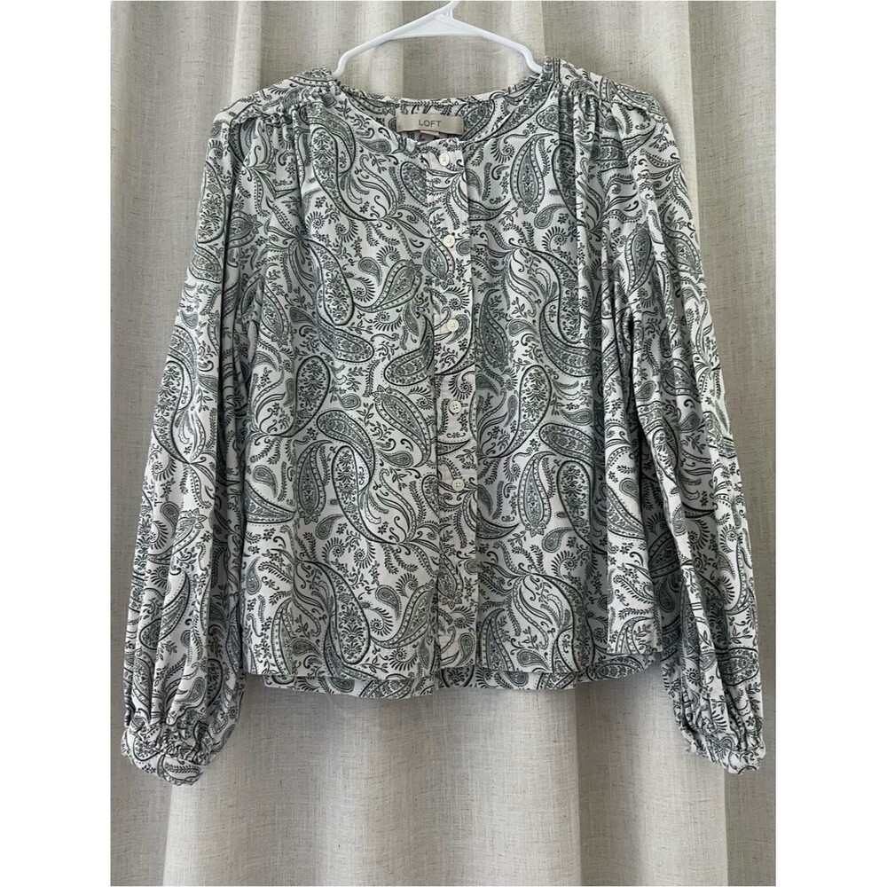 LOFT White and Green Paisley Button-Front Long Sleeve Blouse